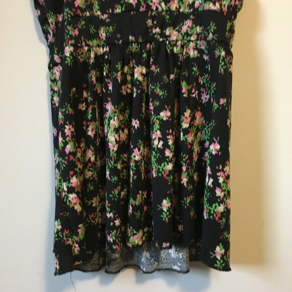 Black Boho Floral Cluster High Waist Tank Top - Picture 4 of 14